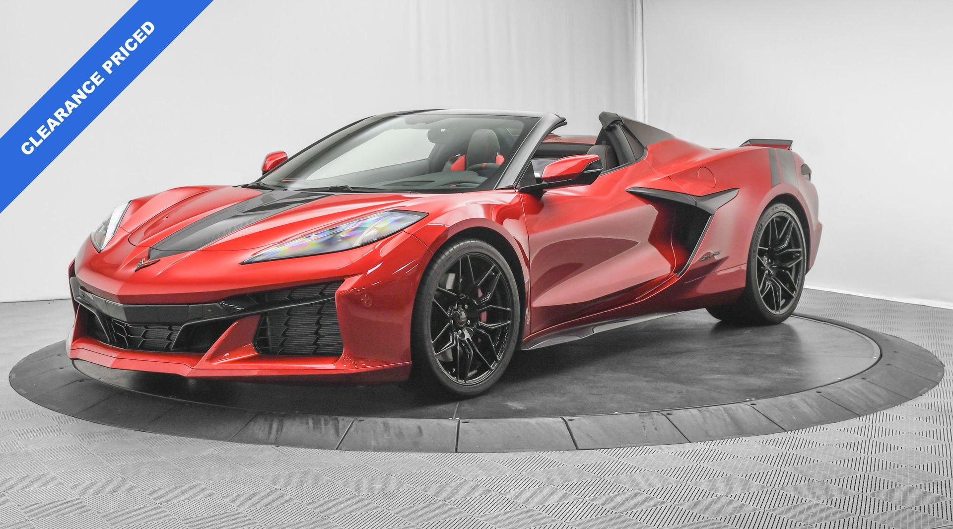 Used 2023 Chevrolet Corvette Z06 image 3