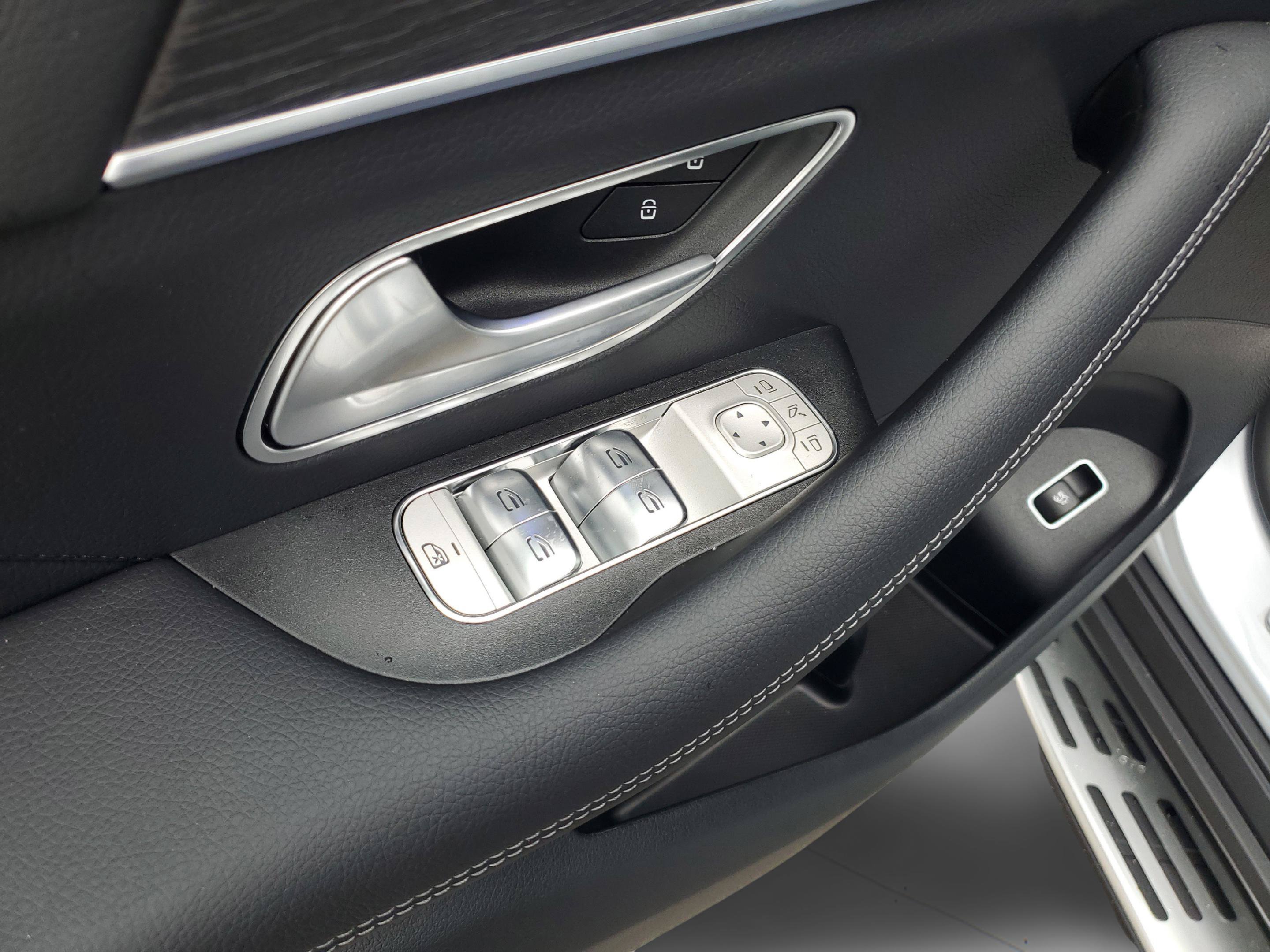 Certified 2026 Mercedes-Benz GLS 450 4MATIC image 36
