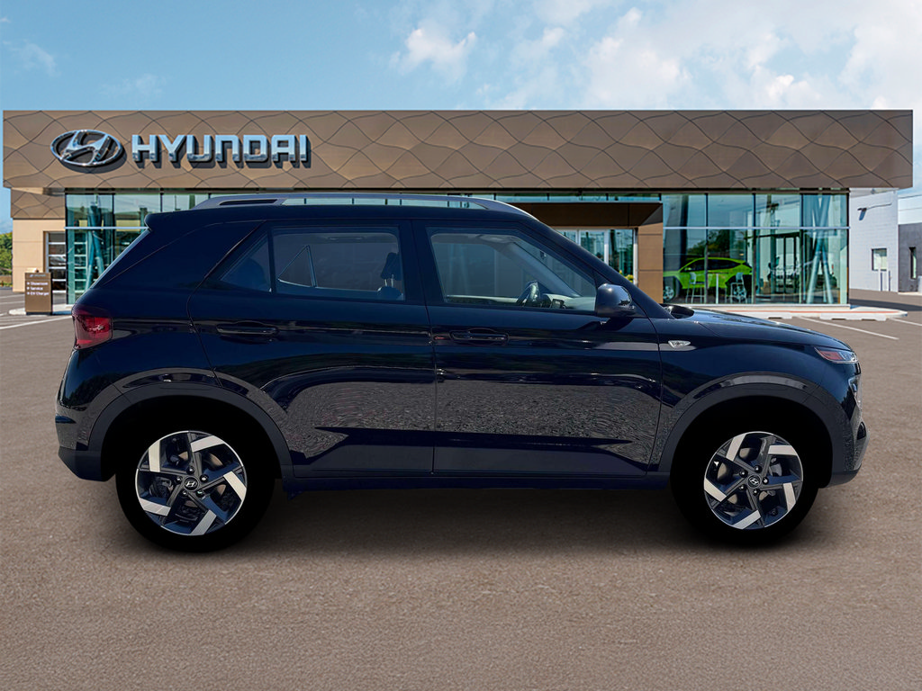 New 2026 Hyundai Venue SEL FWD image 9