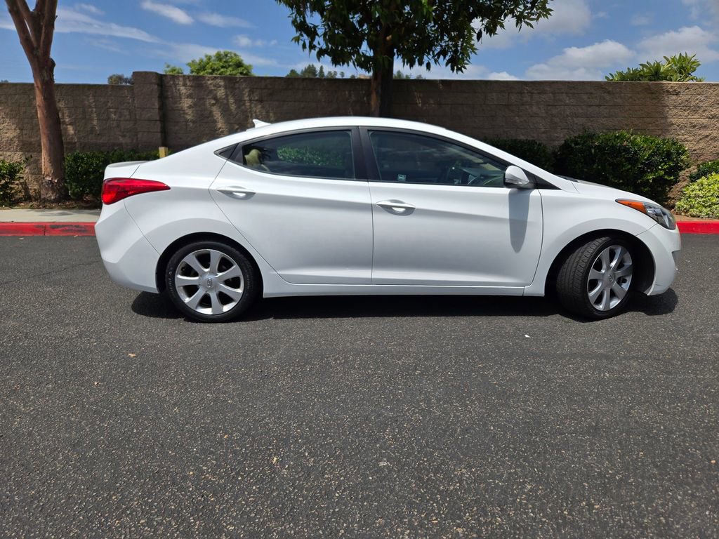 Used 2013 Hyundai Elantra Limited FWD image 10