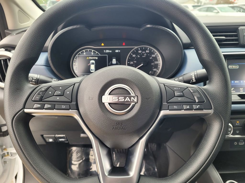 New 2025 Nissan Versa SV w/ Trunk Package FWD image 12