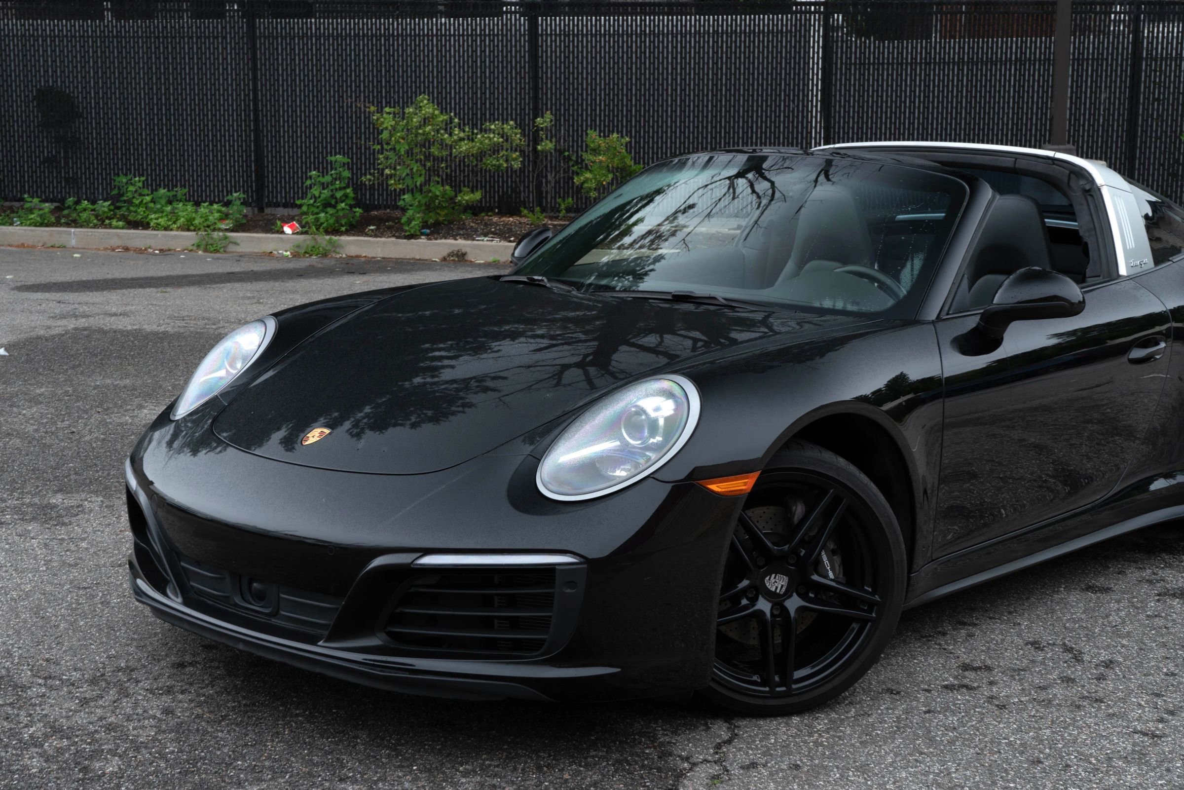 Used 2018 Porsche 911 Targa 4 image 12