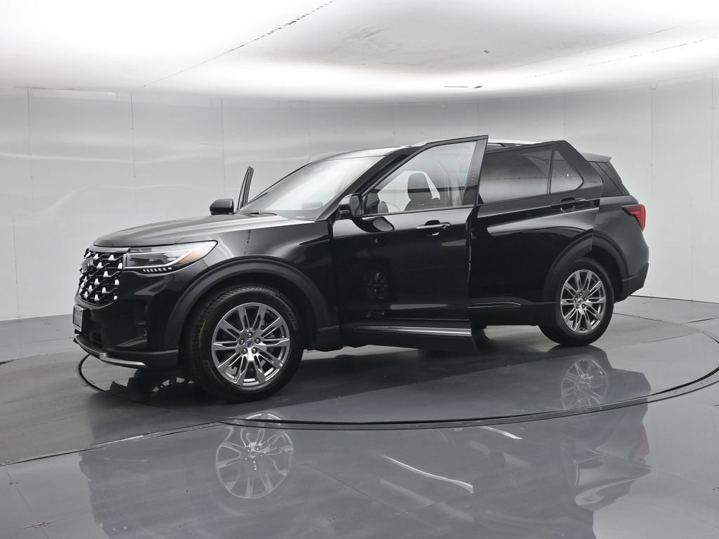New 2026 Ford Explorer Platinum RWD image 5