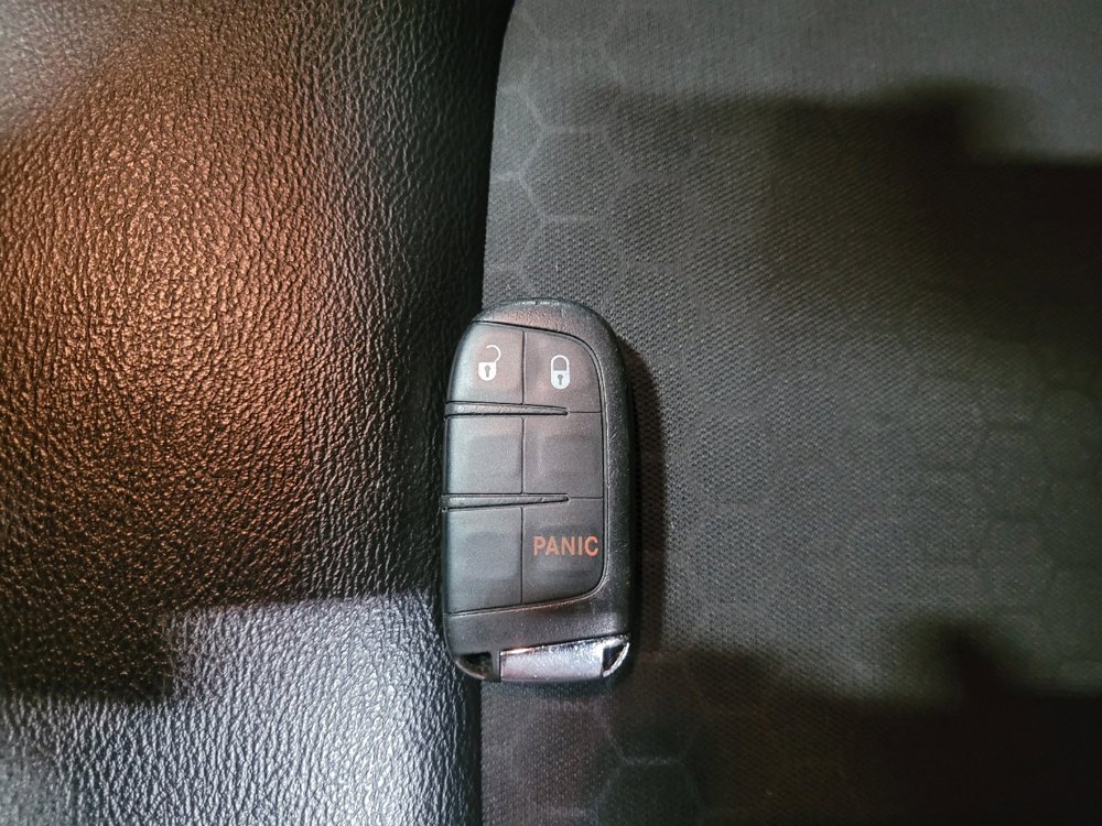 Used 2018 Jeep Compass Latitude image 32