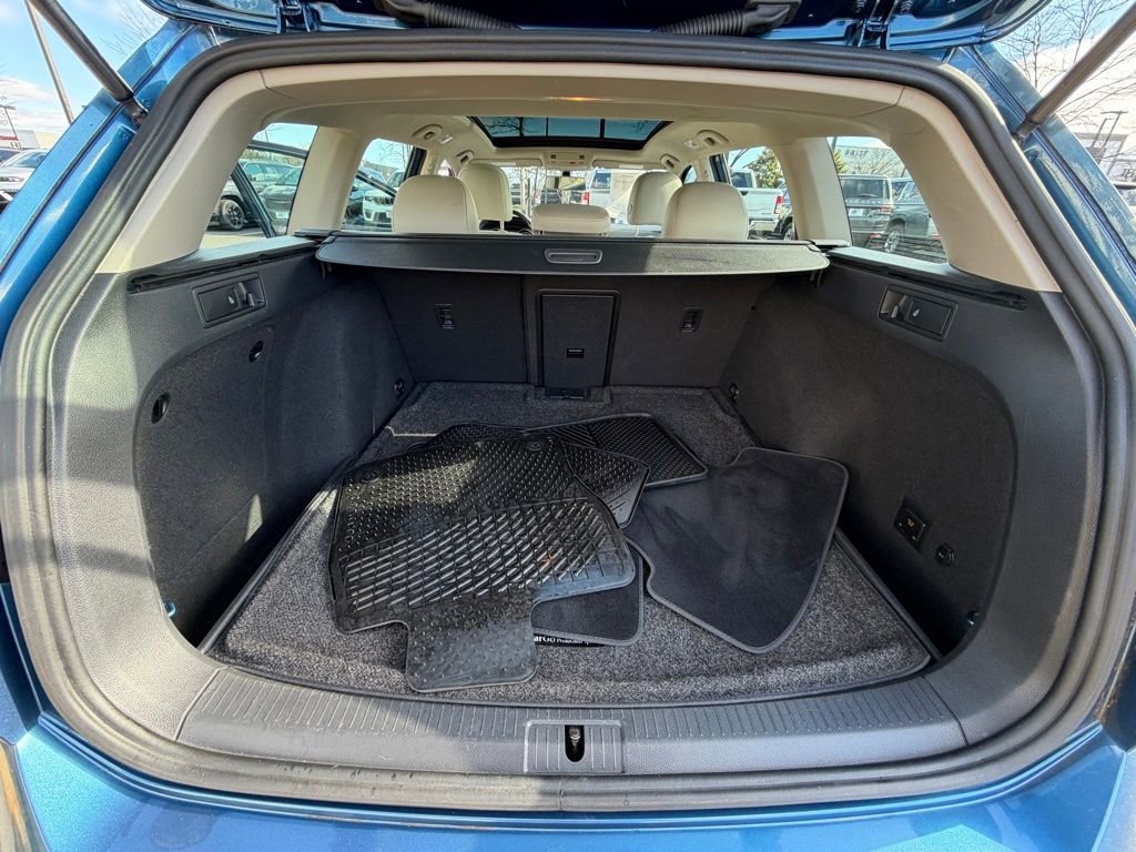 Used 2017 Volkswagen Golf Alltrack SE image 34