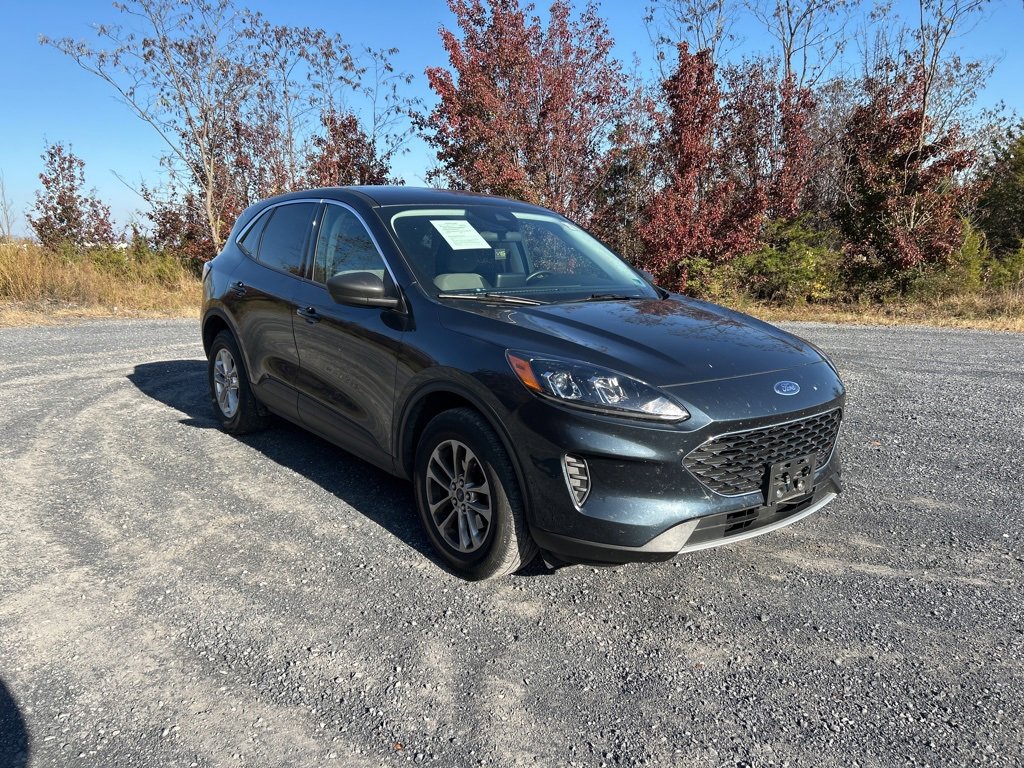 Used 2022 Ford Escape SE w/ Cold Weather Package