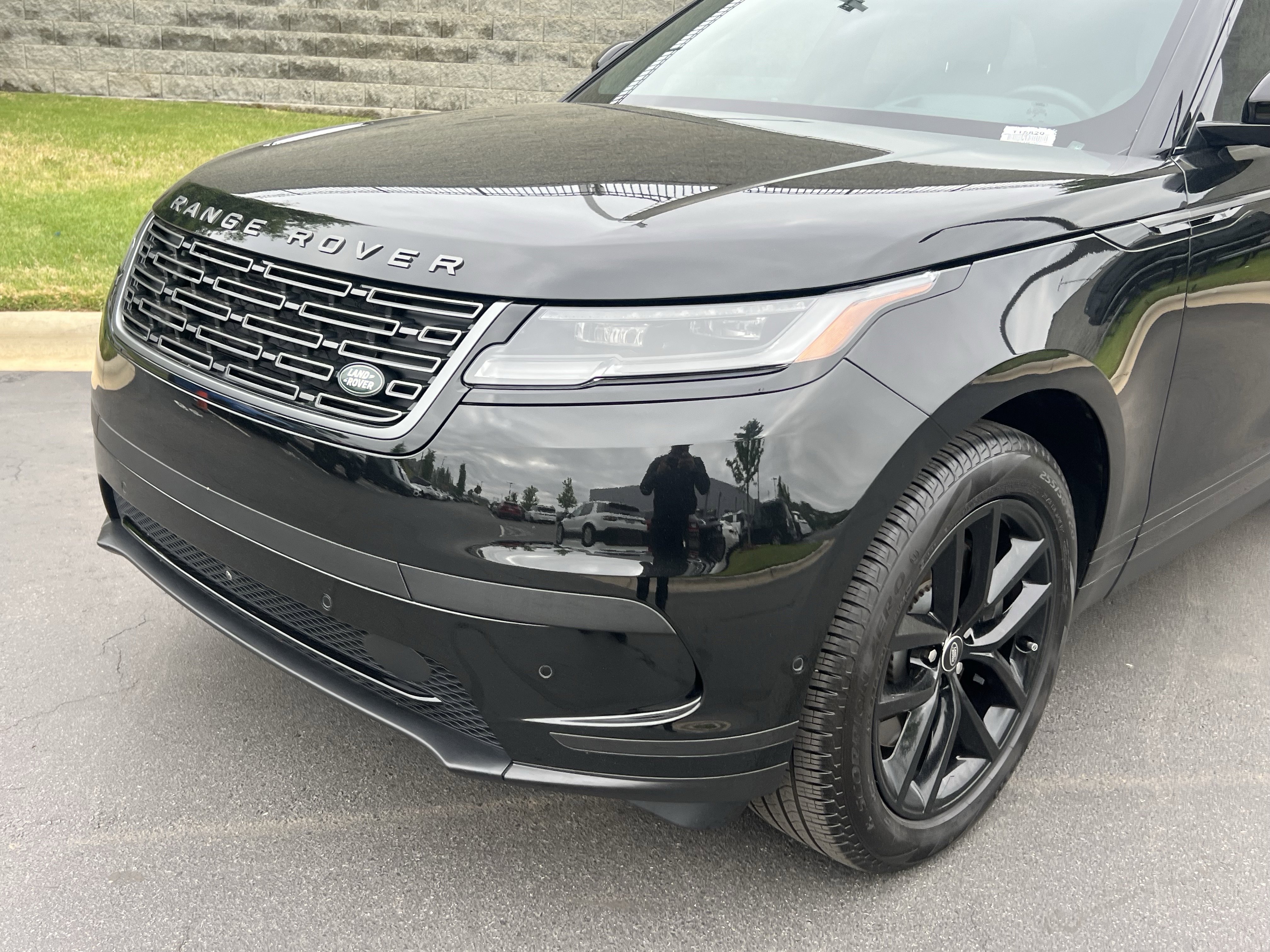 Certified 2026 Land Rover Range Rover Velar S AWD/4WD image 11