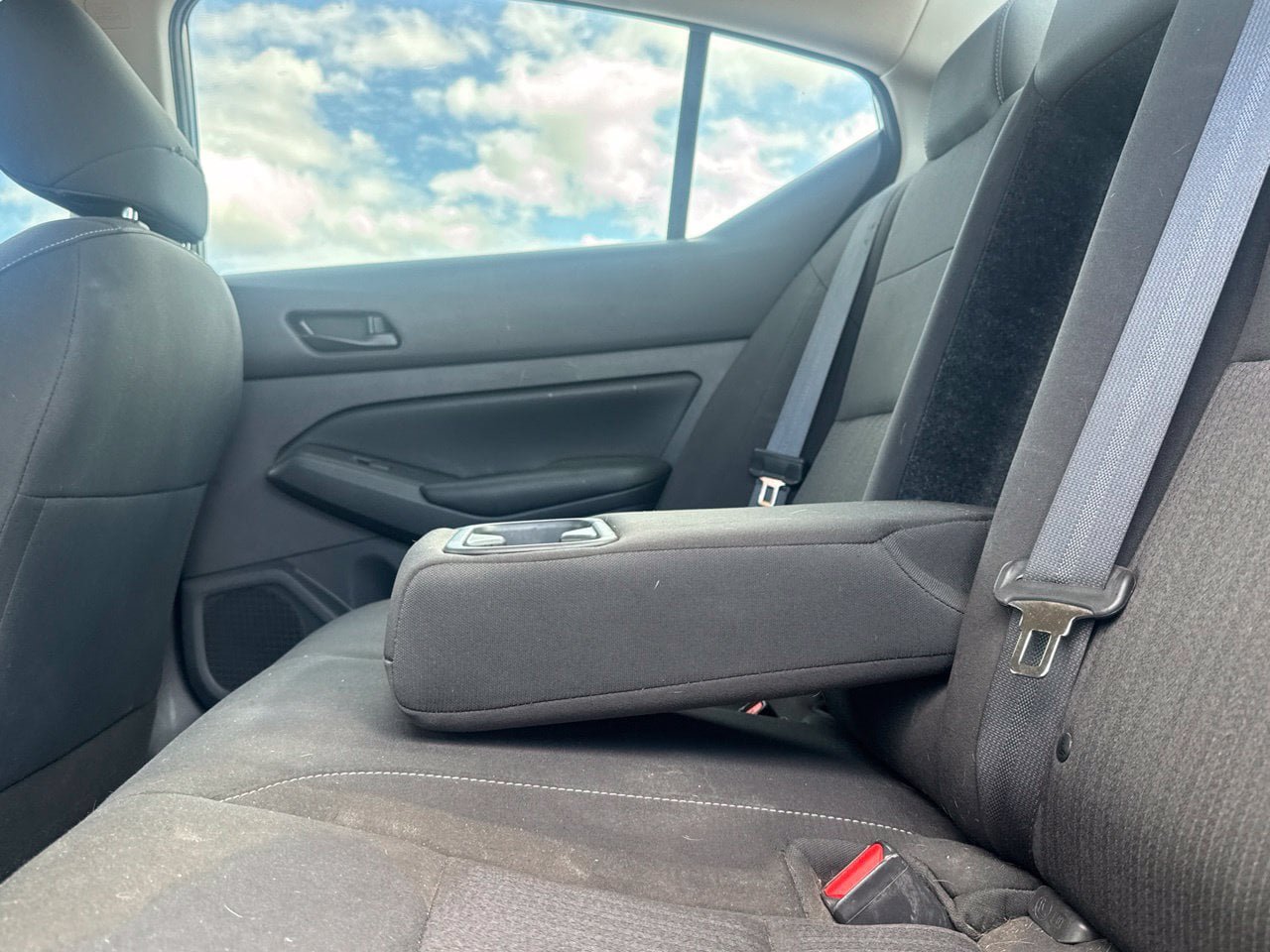 Used 2023 Nissan Altima 2.5 S FWD image 40