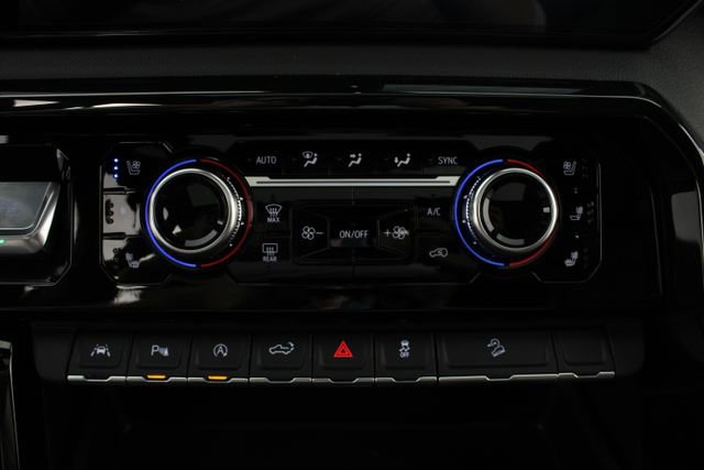 New 2026 GMC Sierra 1500 AT4 image 8