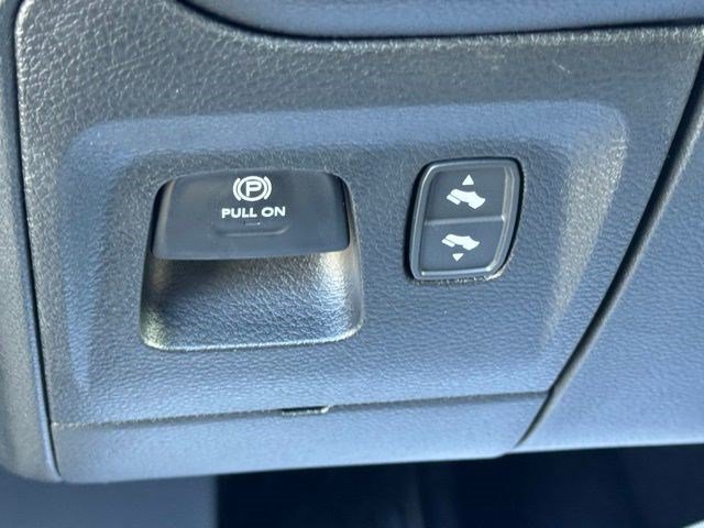 New 2026 RAM 1500 Laramie AWD/4WD image 14