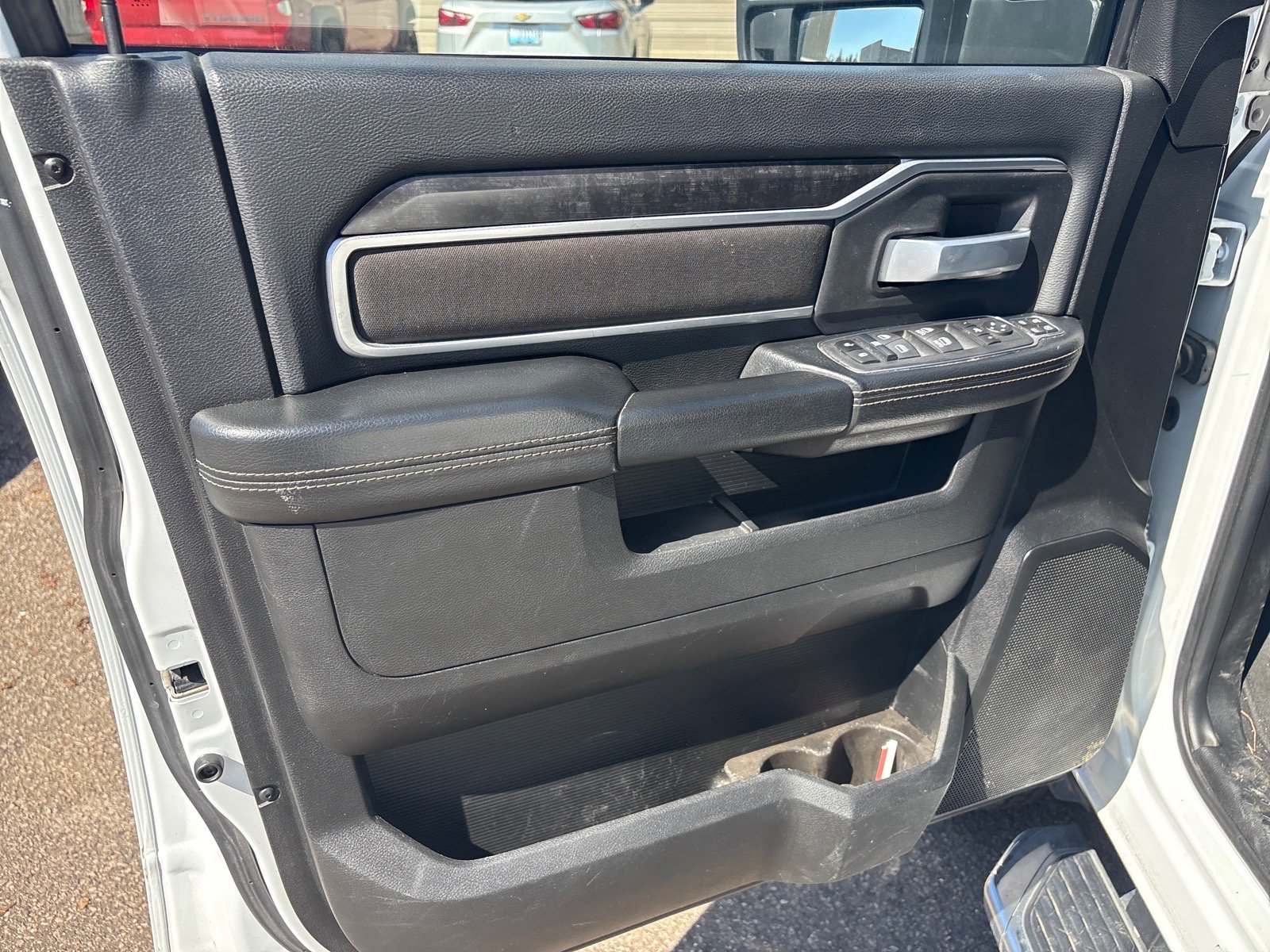 Used 2024 RAM 3500 Big Horn image 18