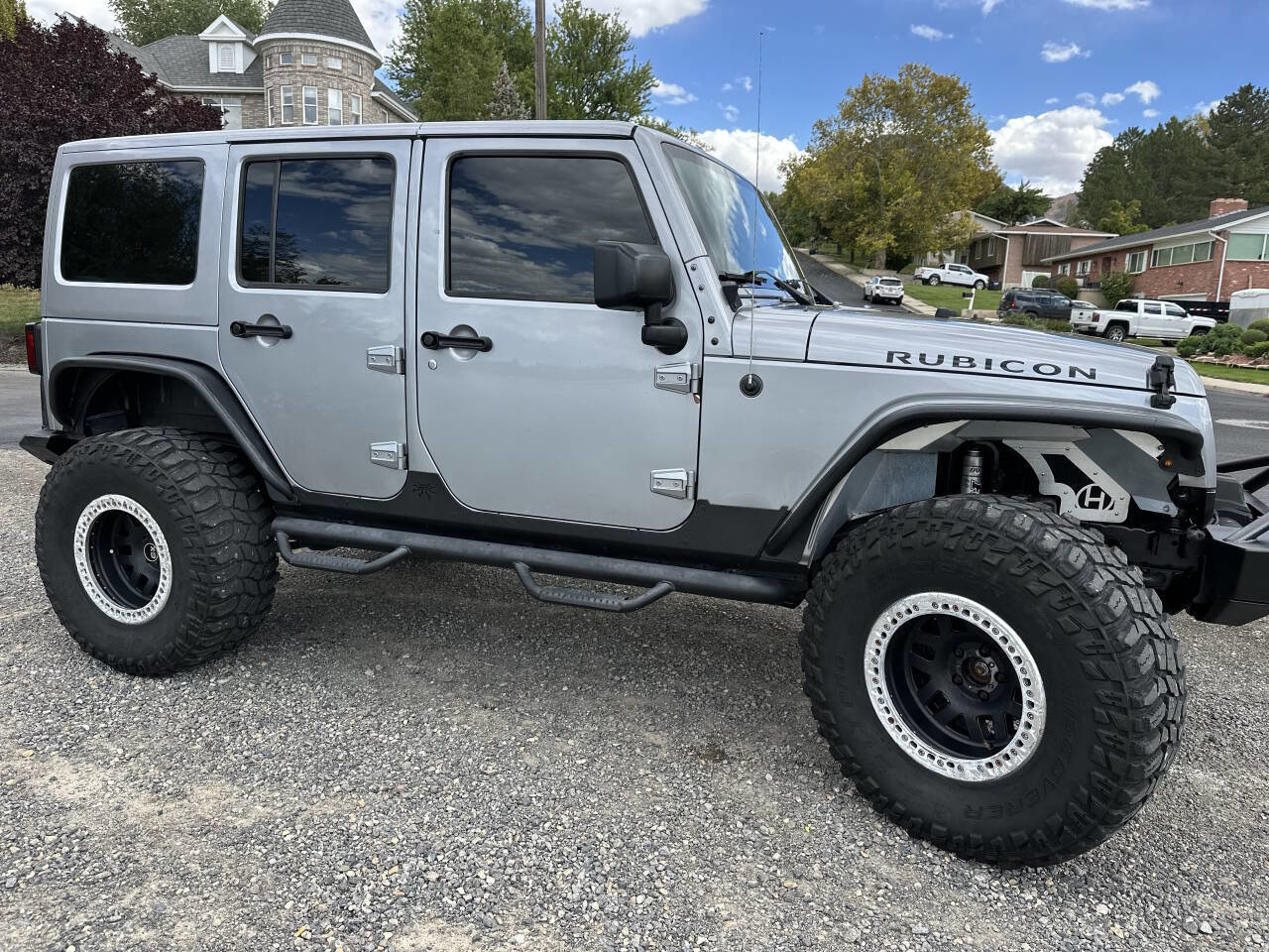 Used 2015 Jeep Wrangler Unlimited Rubicon w/ Connectivity Group image 4