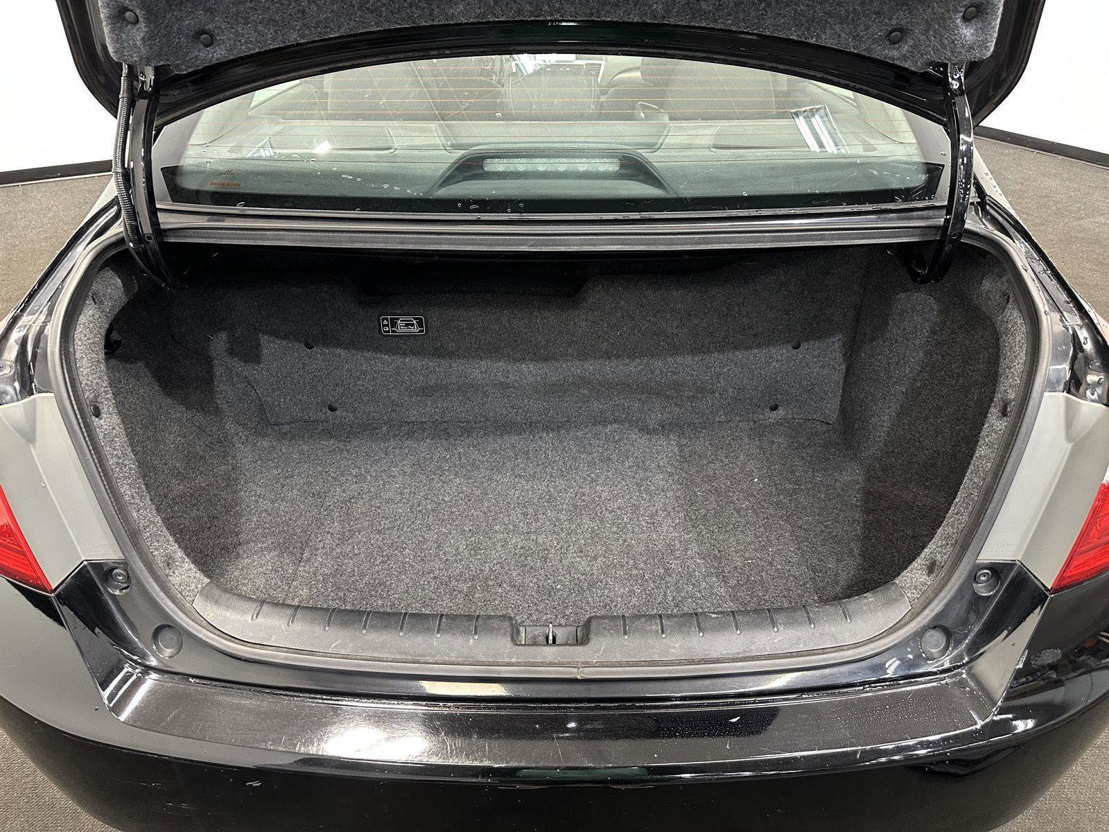 Used 2015 Honda Accord Touring image 27