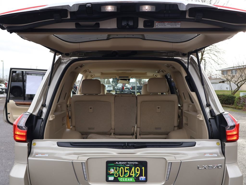Used 2019 Lexus LX 570 570 image 33