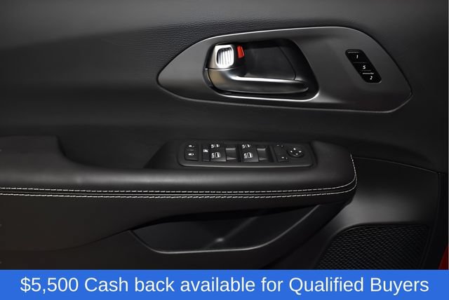 New 2026 Chrysler Pacifica Select w/ S Appearance Package FWD image 27