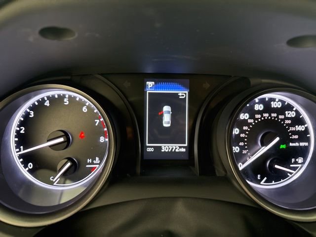 Used 2024 Toyota Camry SE image 13