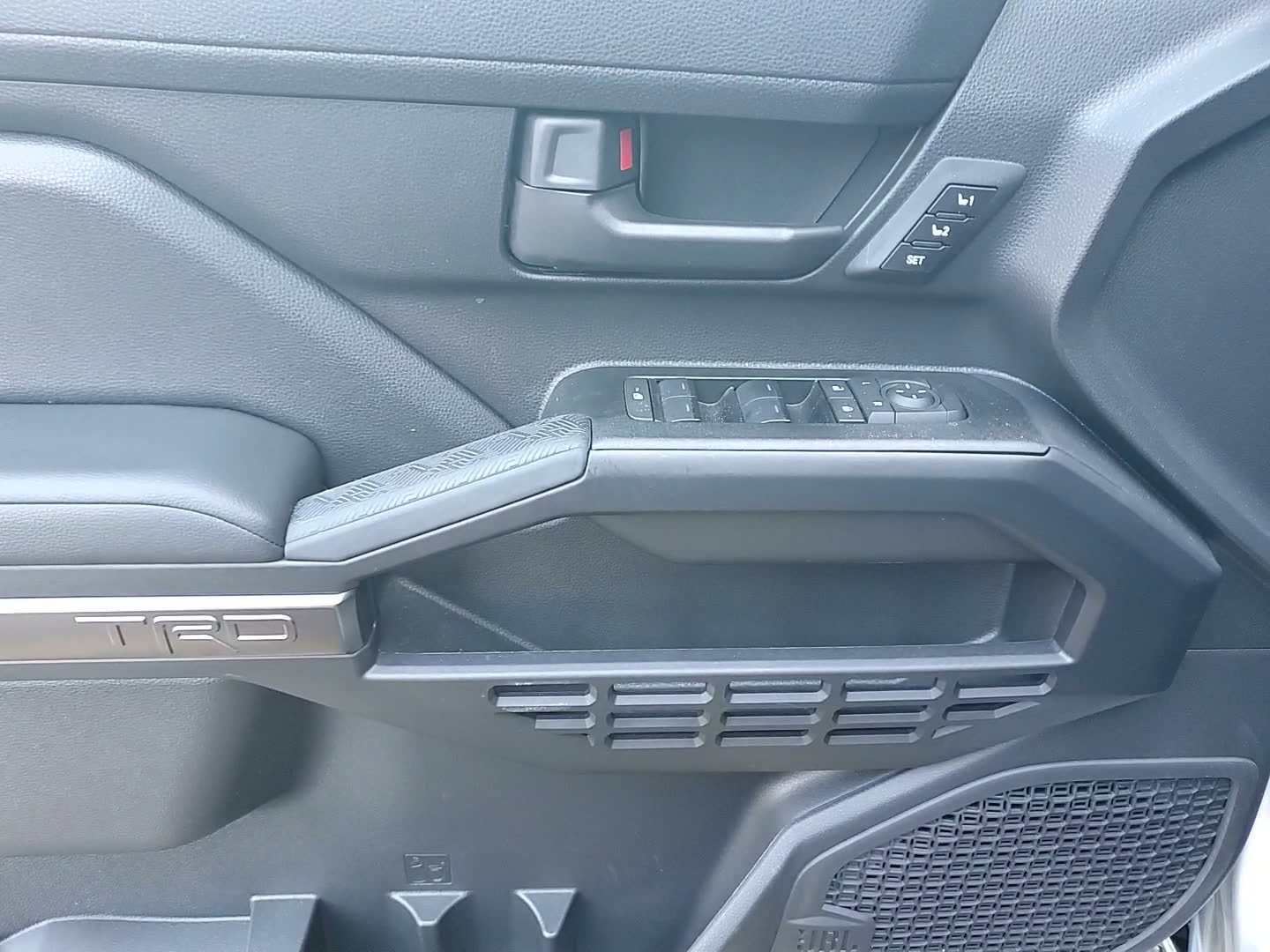 New 2025 Toyota 4Runner TRD Off-Road Premium image 10