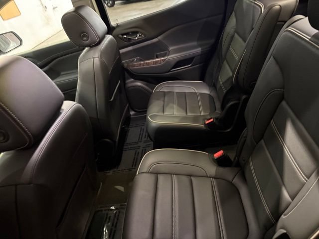 Used 2023 GMC Acadia Denali w/ Denali Ultimate Package AWD/4WD image 31