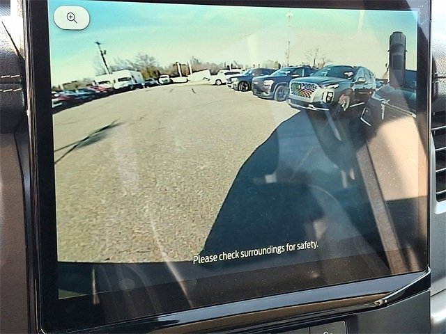 Used 2024 Ford Expedition XLT image 14