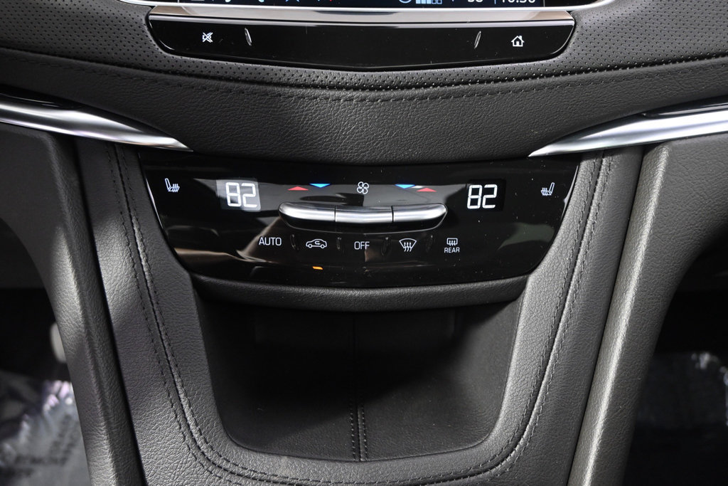 New 2026 Cadillac XT5 Premium Luxury w/ LPO, Floor Liner Package AWD/4WD image 30