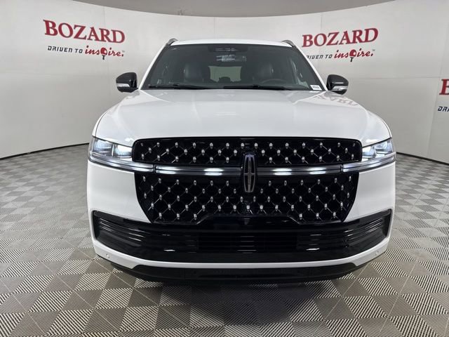 New 2025 Lincoln Navigator Black Label image 2