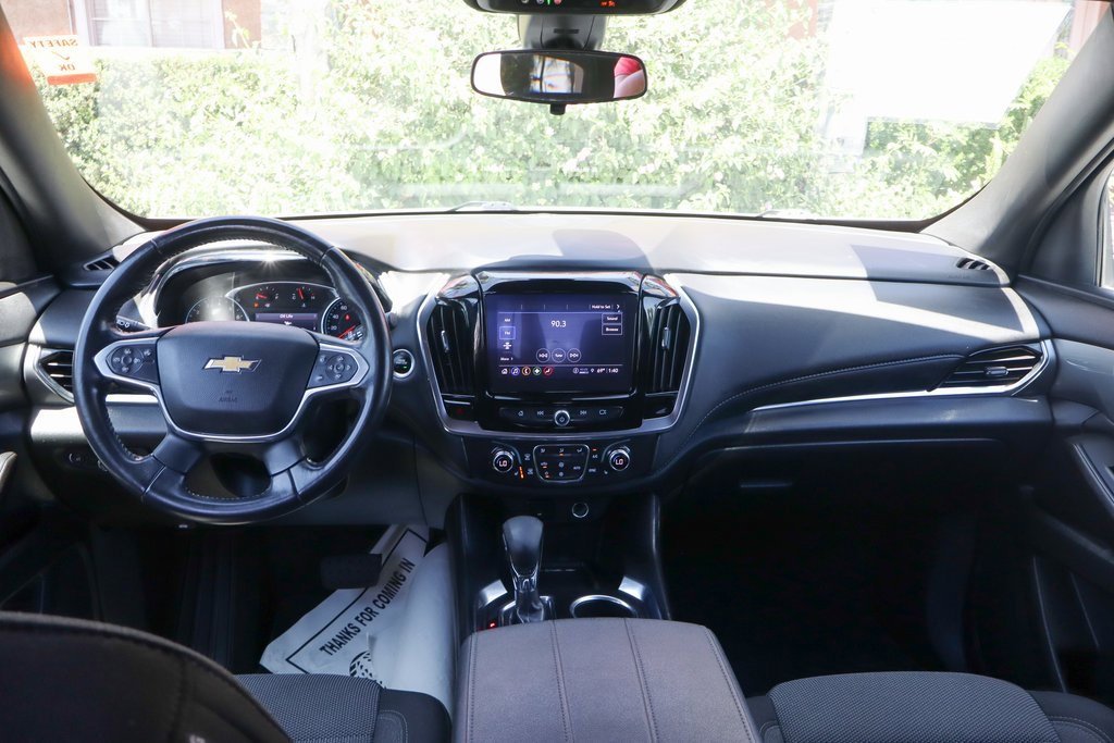Used 2022 Chevrolet Traverse LT image 26
