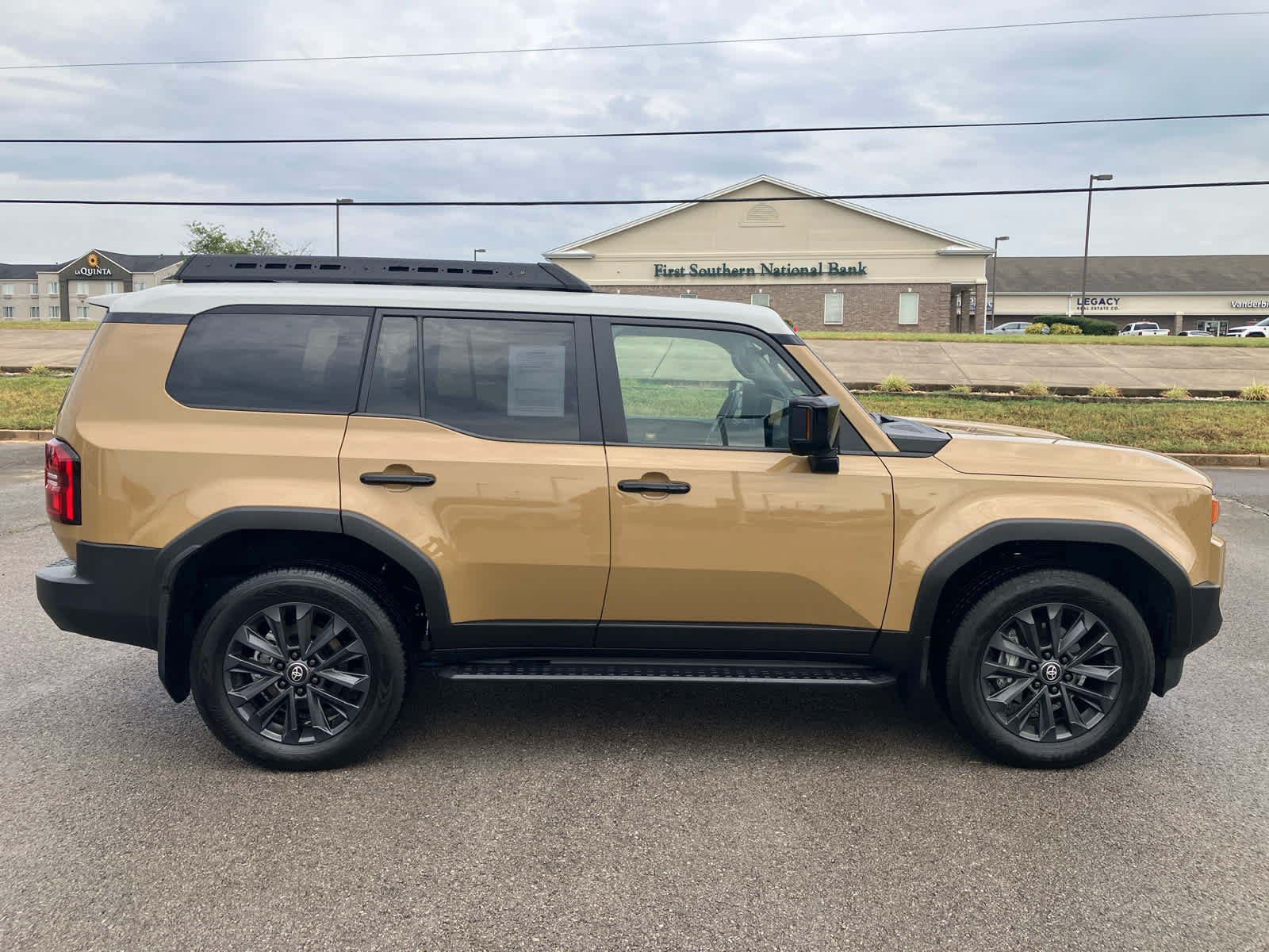 Used 2026 Toyota Land Cruiser w/ Premium Package AWD/4WD image 10