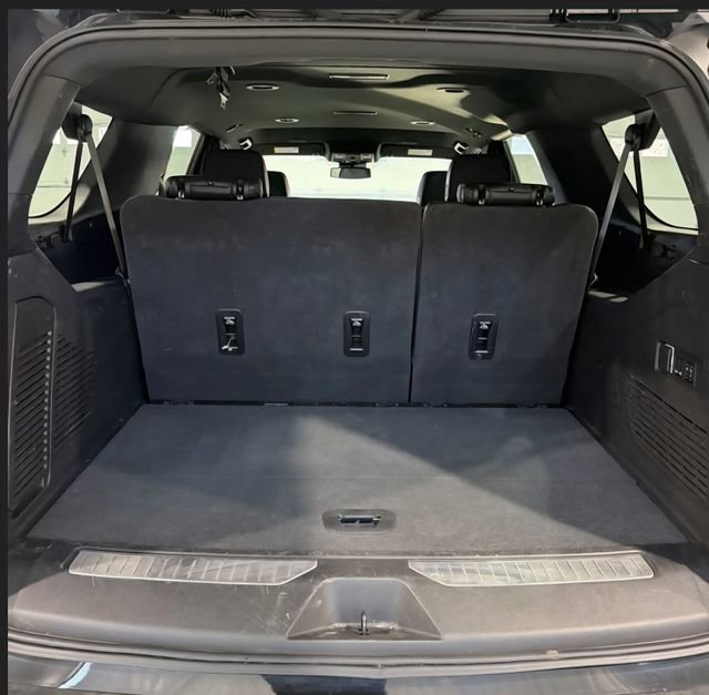 Used 2025 GMC Yukon XL Denali image 23
