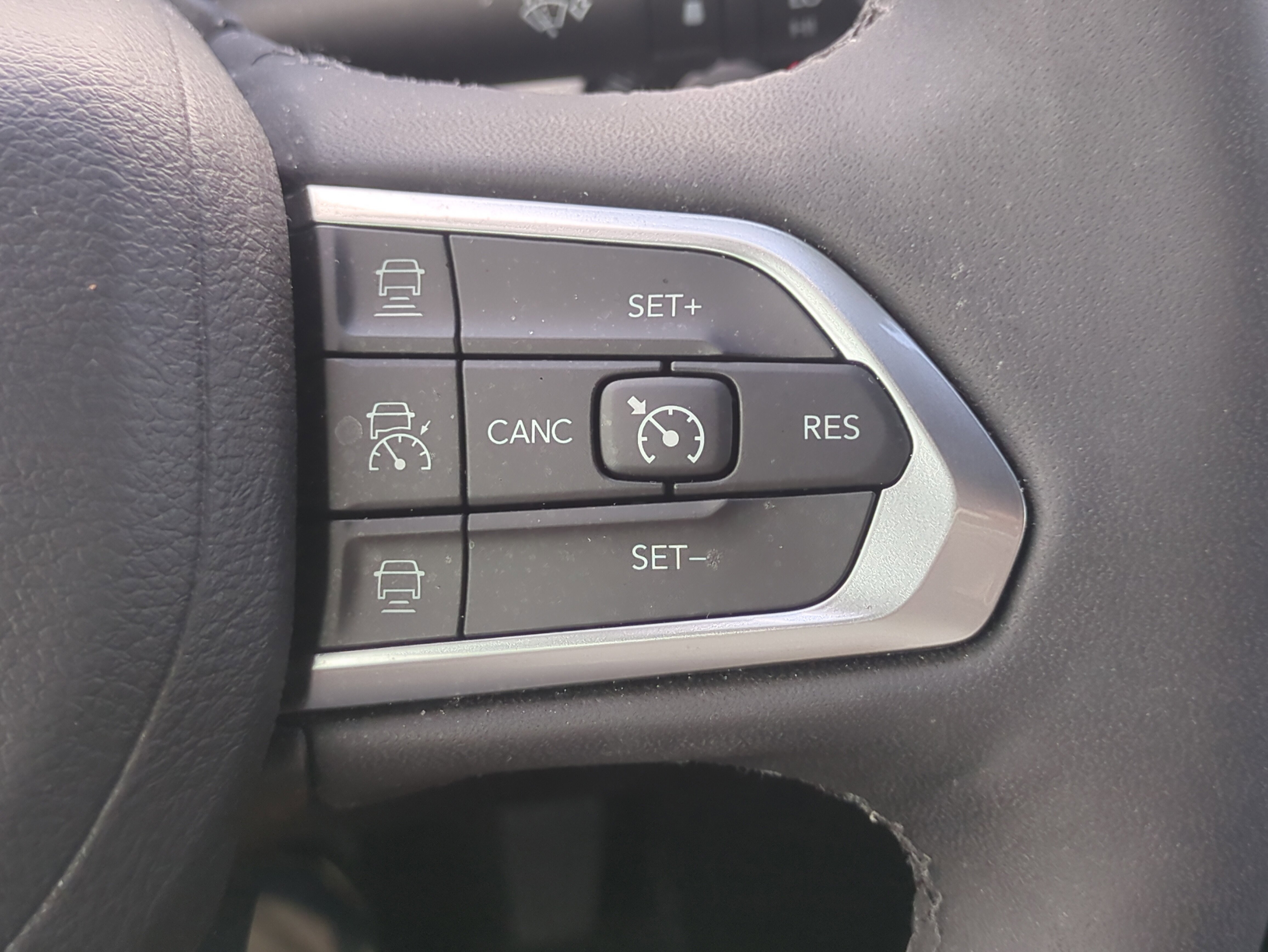 Used 2023 Jeep Compass Limited w/ Elite Group image 27