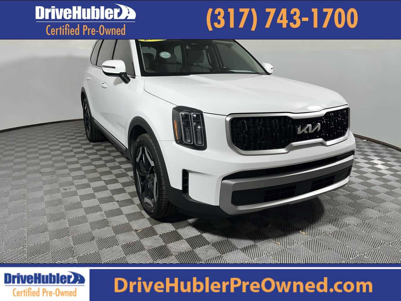 Used 2023 Kia Telluride EX w/ EX Captain's Chair Package AWD/4WD image 1