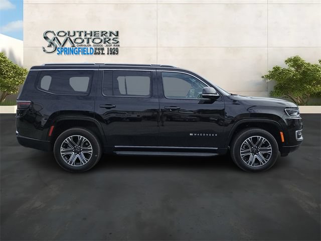 Used 2025 Jeep Wagoneer 4WD image 6