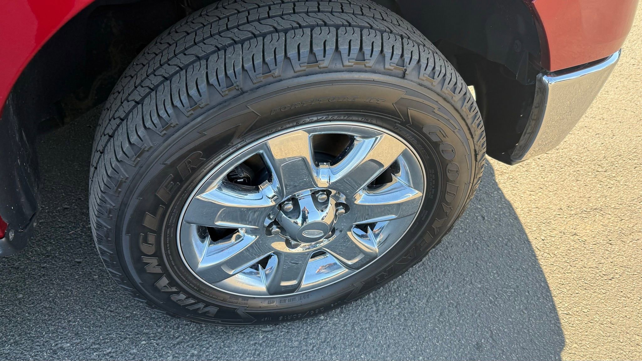 Used 2013 Ford F150 XLT w/ Luxury Equipment Group image 10