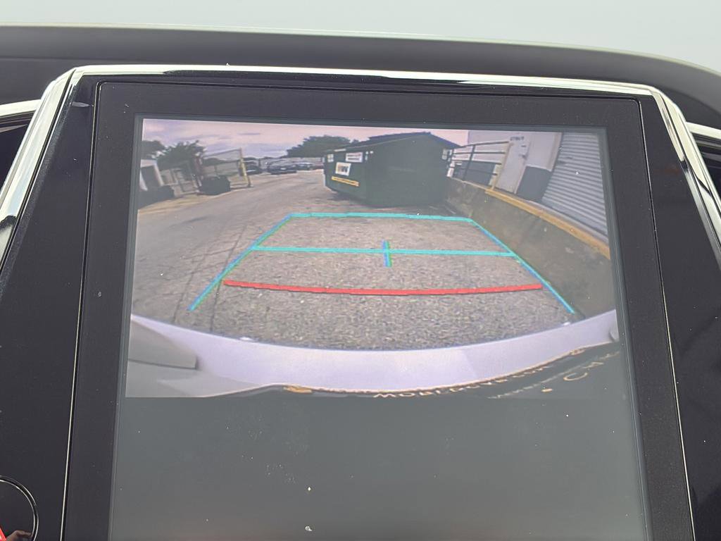 Used 2018 Toyota Prius Four Touring FWD image 20