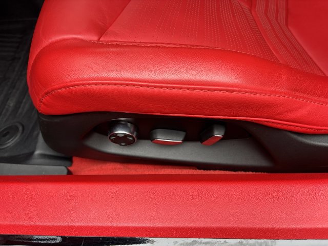 Used 2024 Chevrolet Corvette Z06 RWD image 12