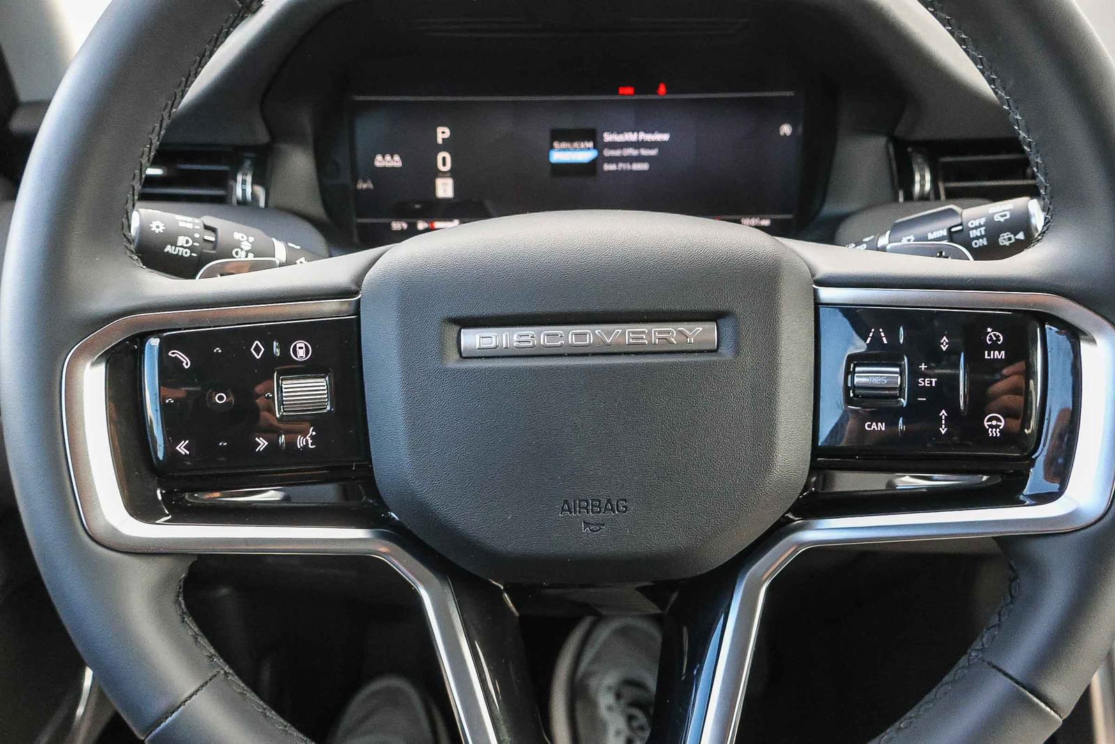 Used 2025 Land Rover Discovery Sport S image 36