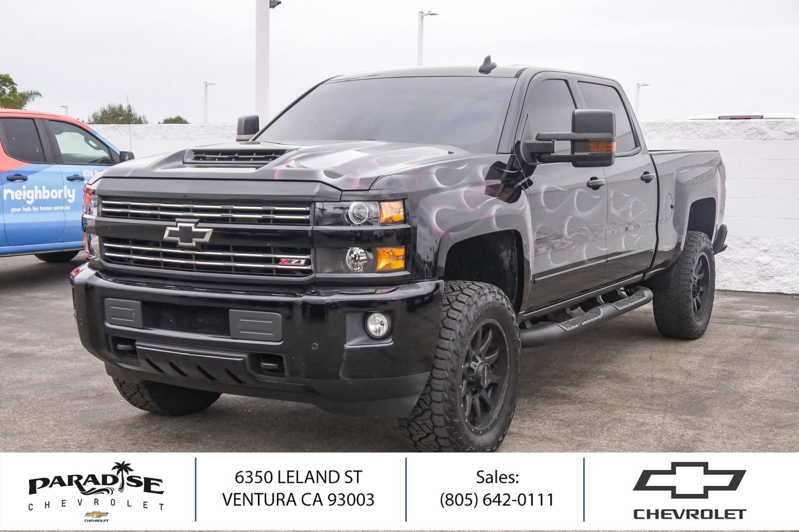 Used 2019 Chevrolet Silverado 2500 LT w/ Midnight Edition AWD/4WD image 1