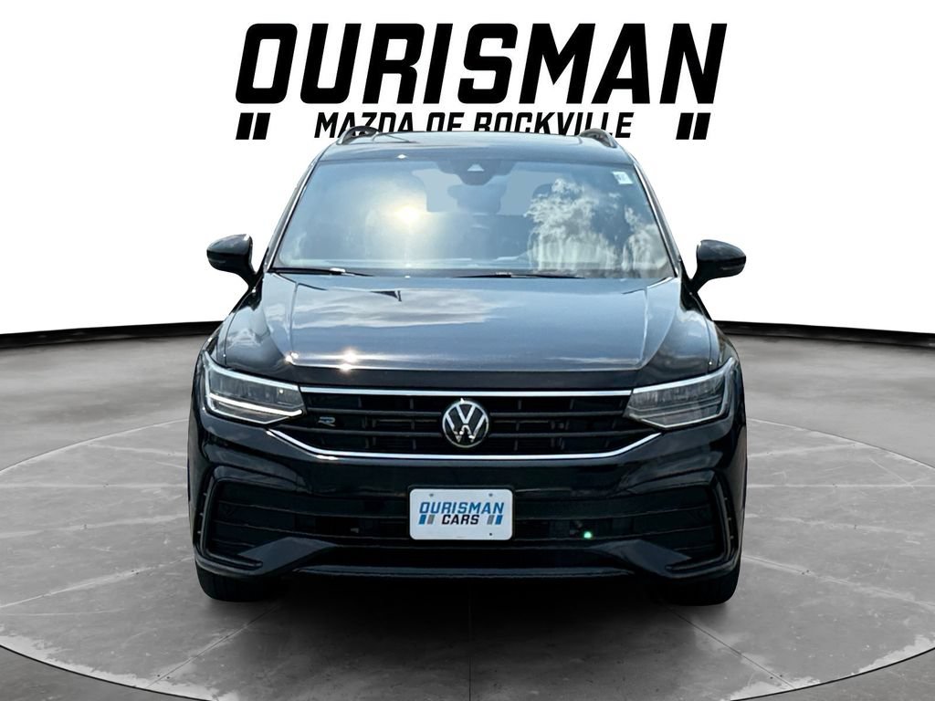Used 2024 Volkswagen Tiguan SE R-Line FWD image 8