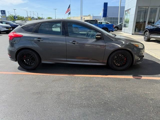 Used 2015 Ford Focus ST FWD image 17