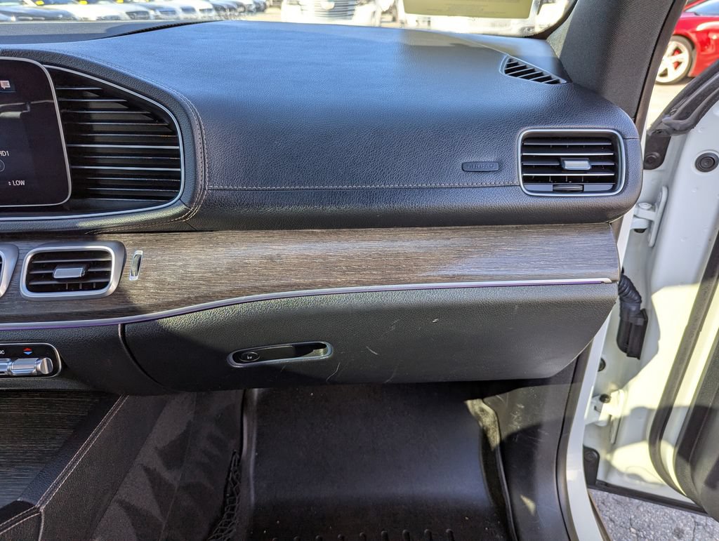 Used 2020 Mercedes-Benz GLS 450 4MATIC image 35