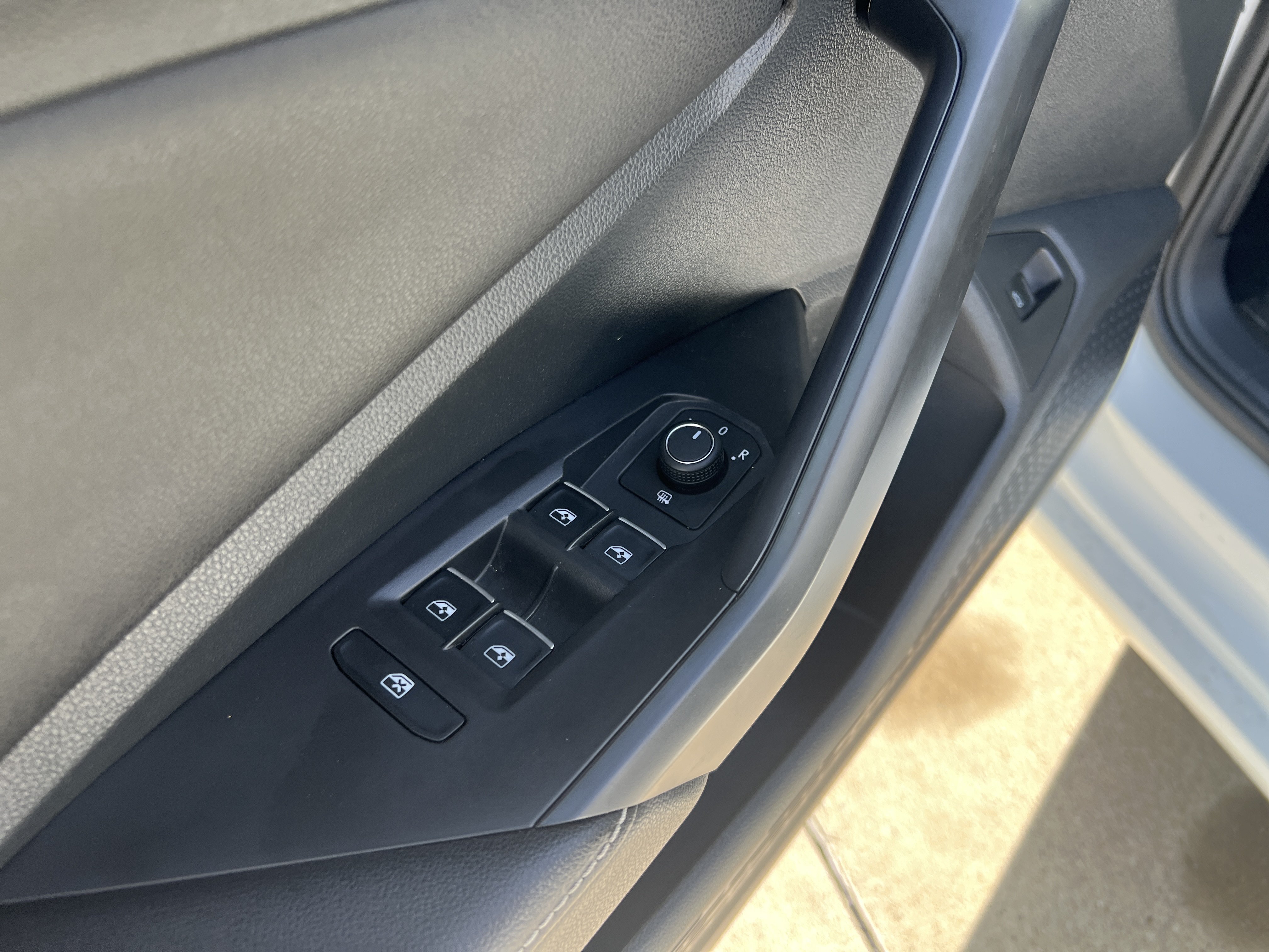Used 2025 Volkswagen Jetta S FWD image 13