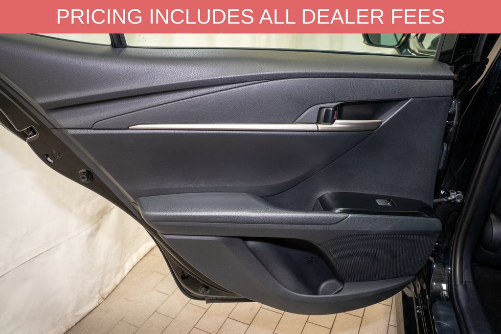 Used 2025 Toyota Camry LE FWD image 9