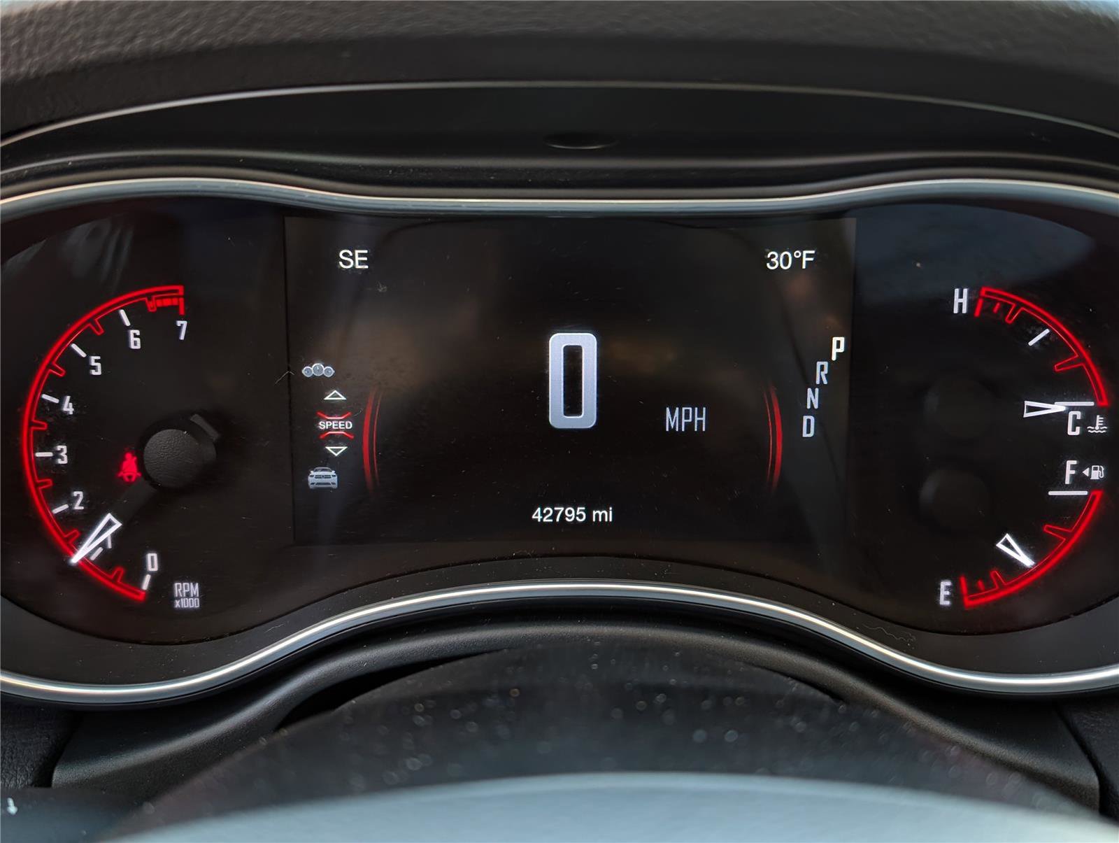 Used 2020 Dodge Durango SXT image 30