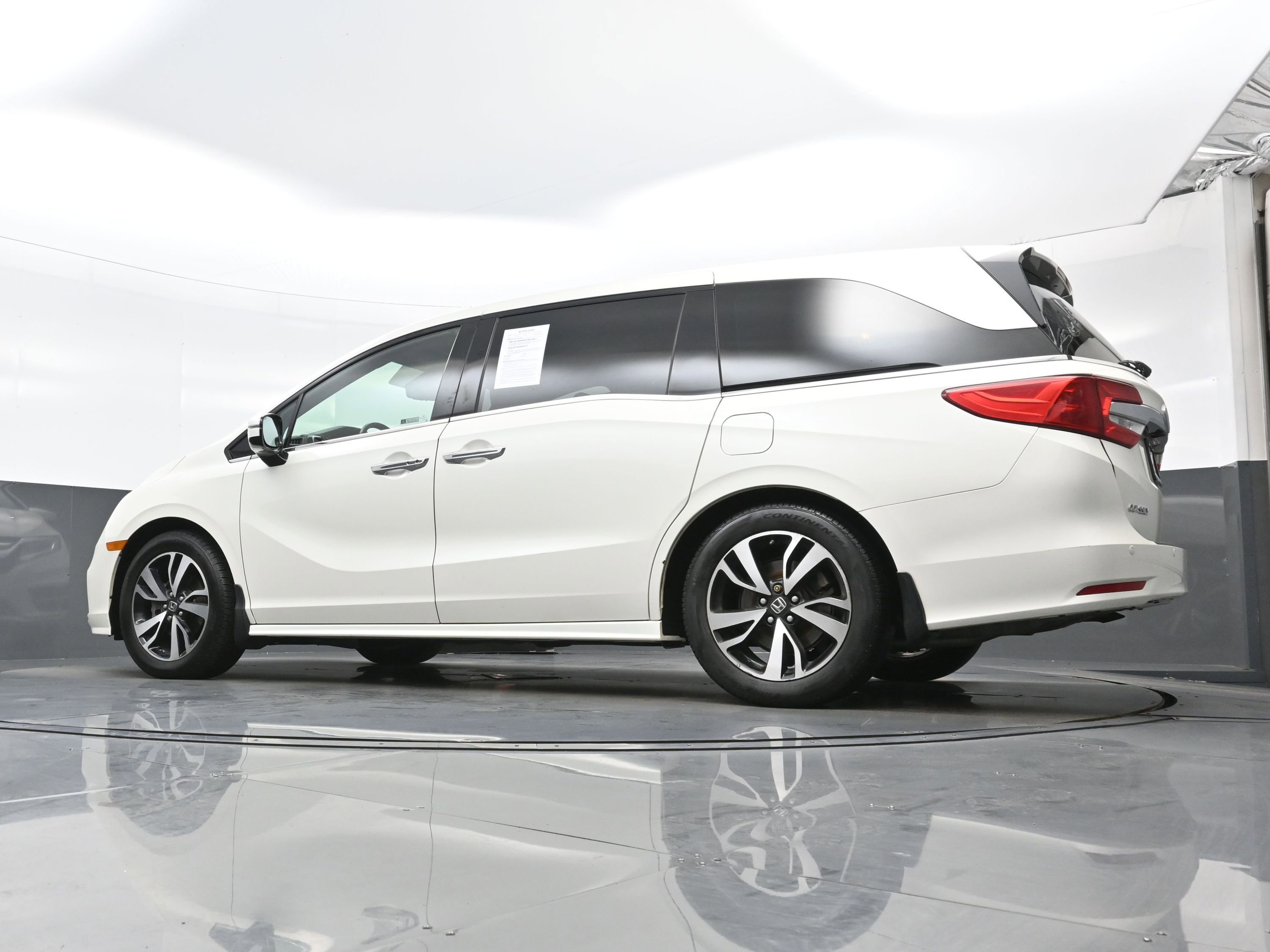 Used 2019 Honda Odyssey Elite image 30