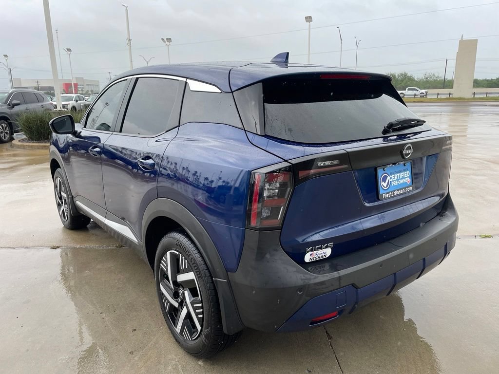 Used 2025 Nissan Kicks SV FWD image 5