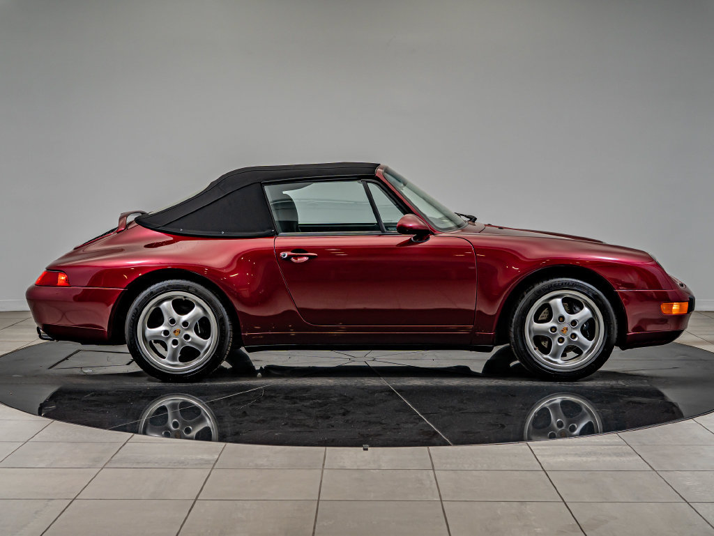 Used 1998 Porsche 911 Carrera RWD image 9