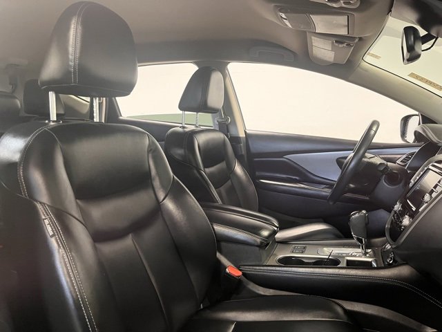 Used 2023 Nissan Murano SV image 10