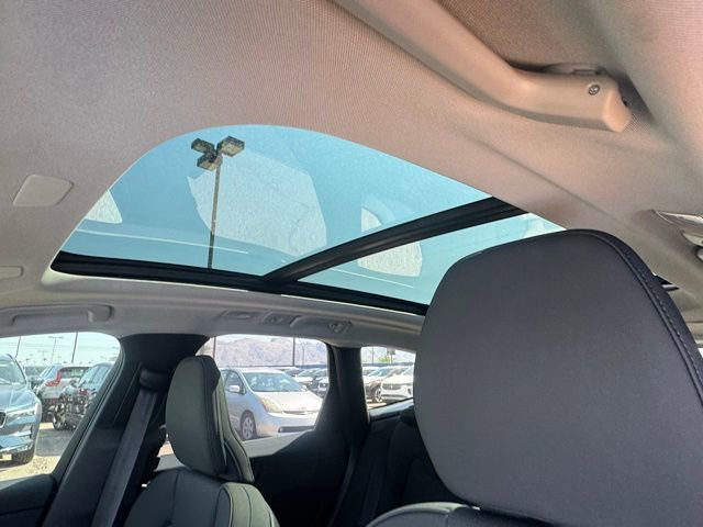 New 2026 Volvo XC60 B5 Plus w/ Climate Package image 15