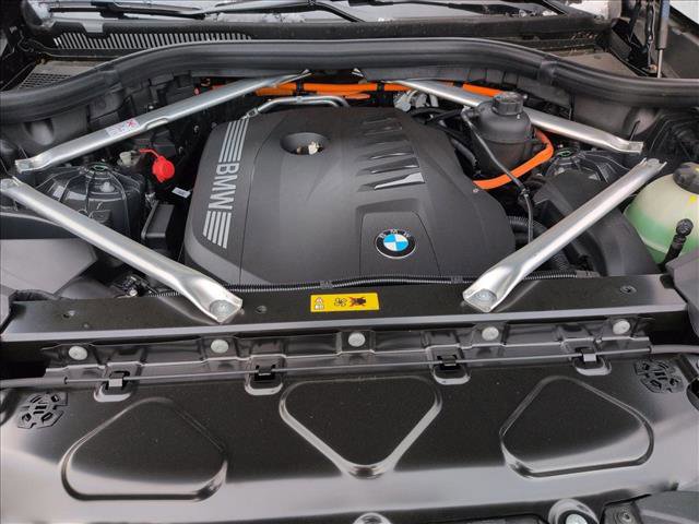 New 2026 BMW X5 xDrive50e w/ M Sport Package image 17