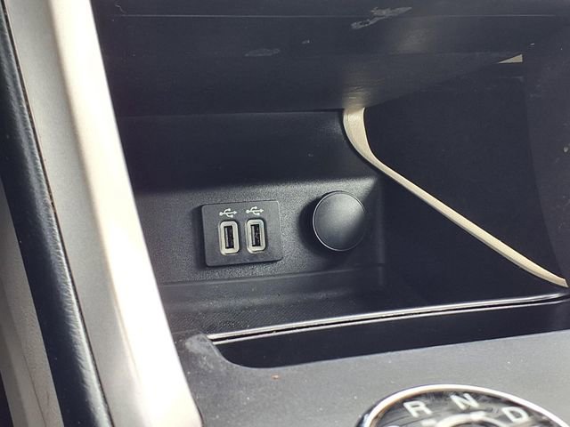Used 2020 Ford Fusion SEL image 14