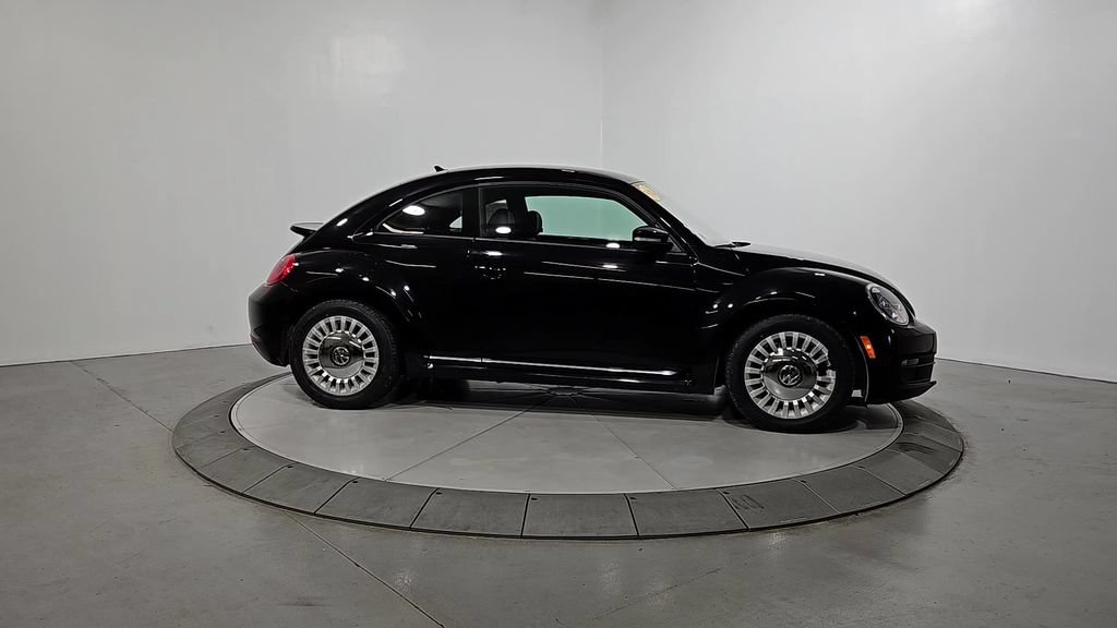 Used 2016 Volkswagen Beetle 1.8T FWD image 6